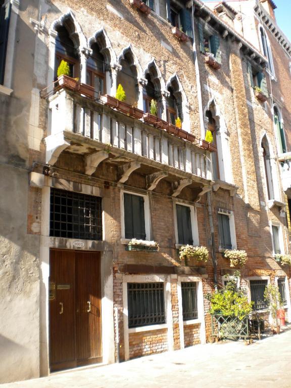 Ca' Cortigiane Suite Venesia Ruang foto